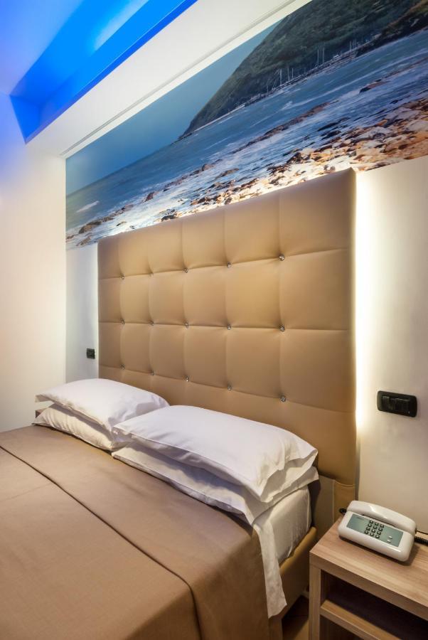 Hotel Lido Cattolica Buitenkant foto