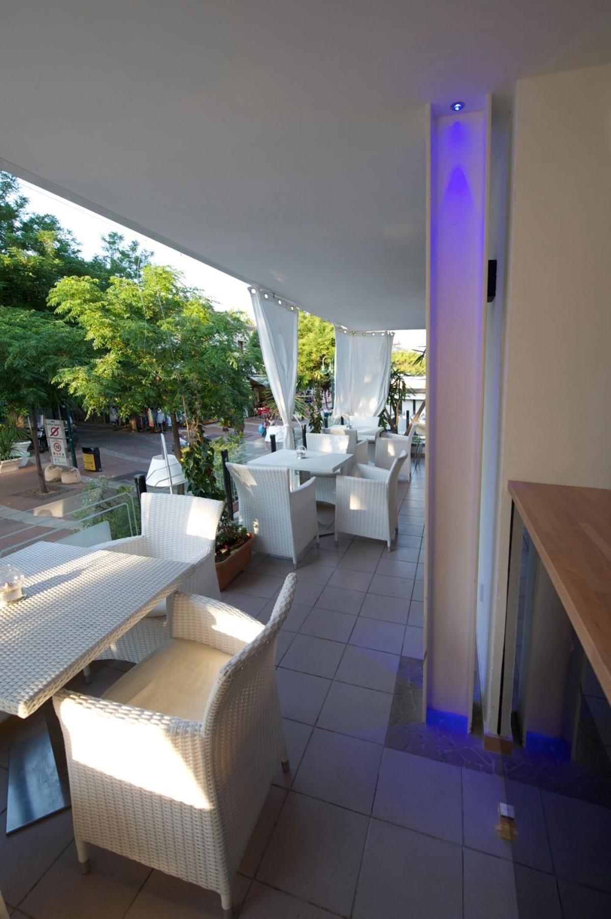 Hotel Lido Cattolica Buitenkant foto