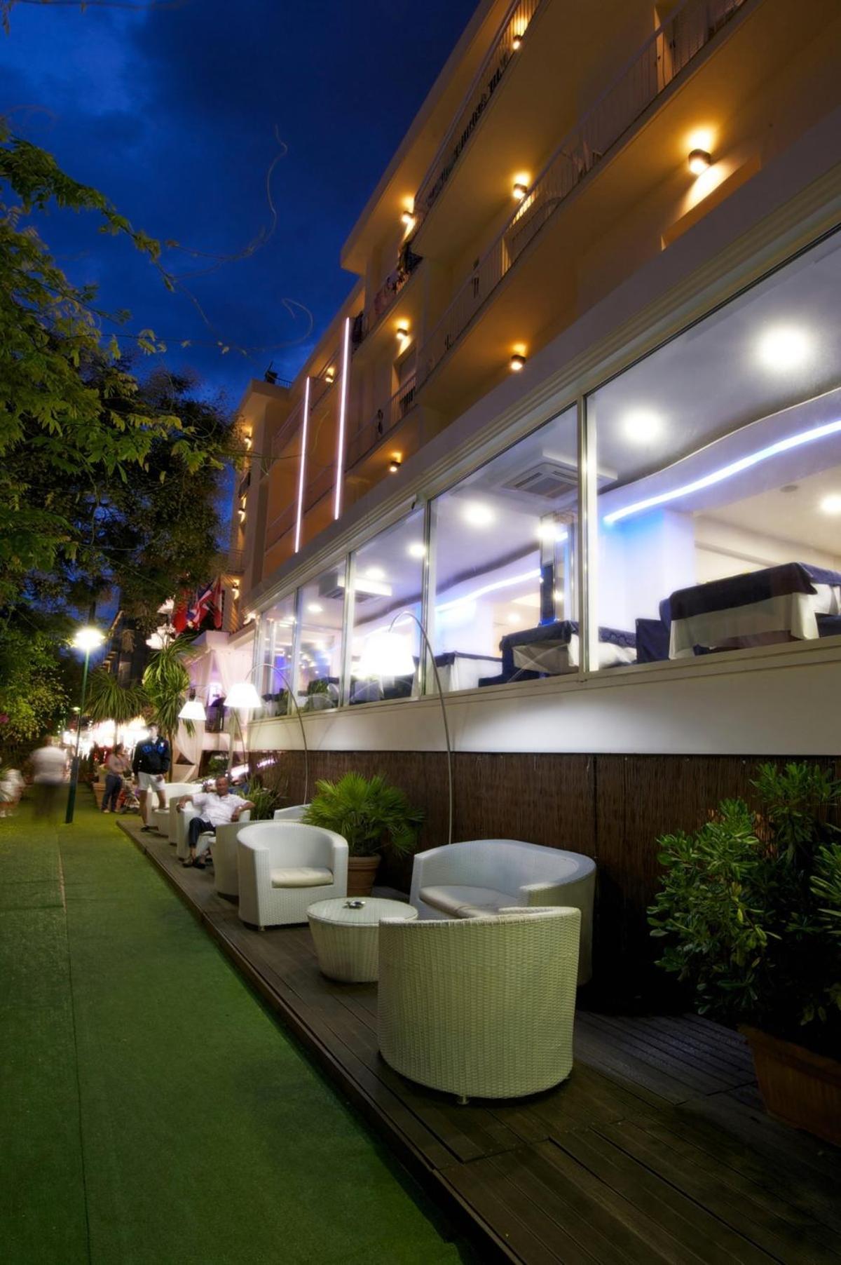 Hotel Lido Cattolica Buitenkant foto