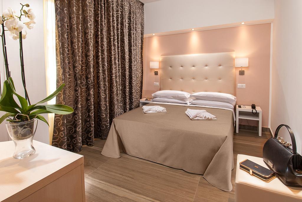 Hotel Lido Cattolica Kamer foto